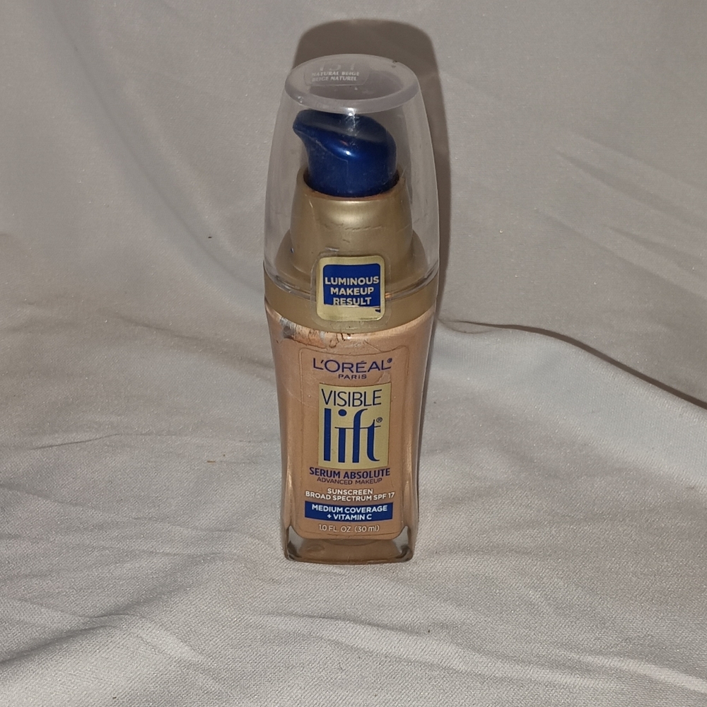 L’Oréal visible lift foundation 151